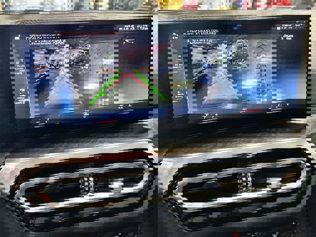 Used 2023 BMW 330i Sedan image 20