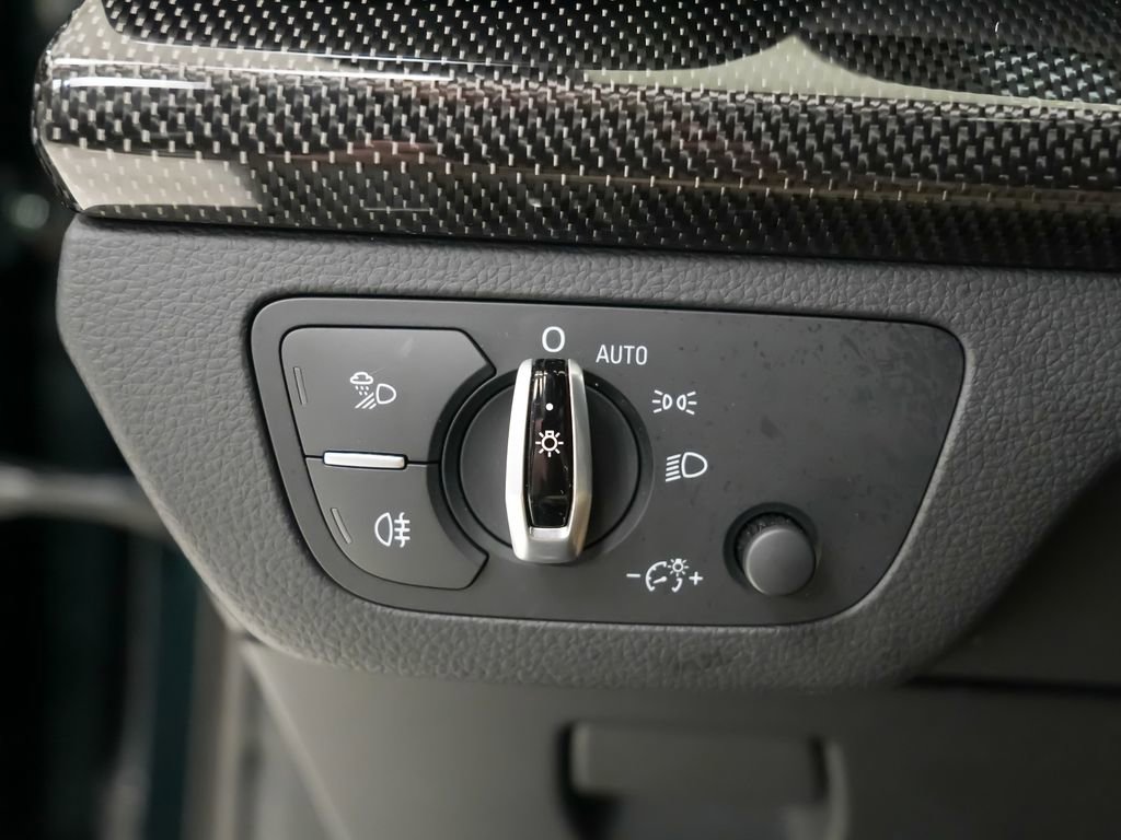 Used 2018 Audi SQ5 Premium Plus image 25