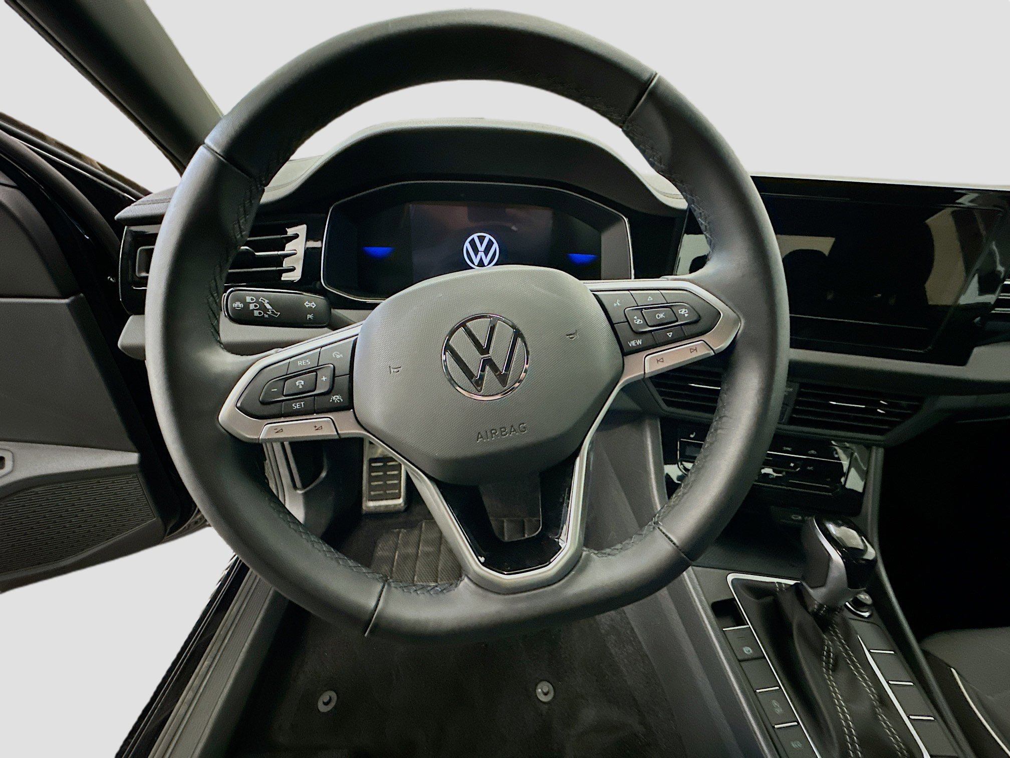 Used 2025 Volkswagen Jetta Sport image 18