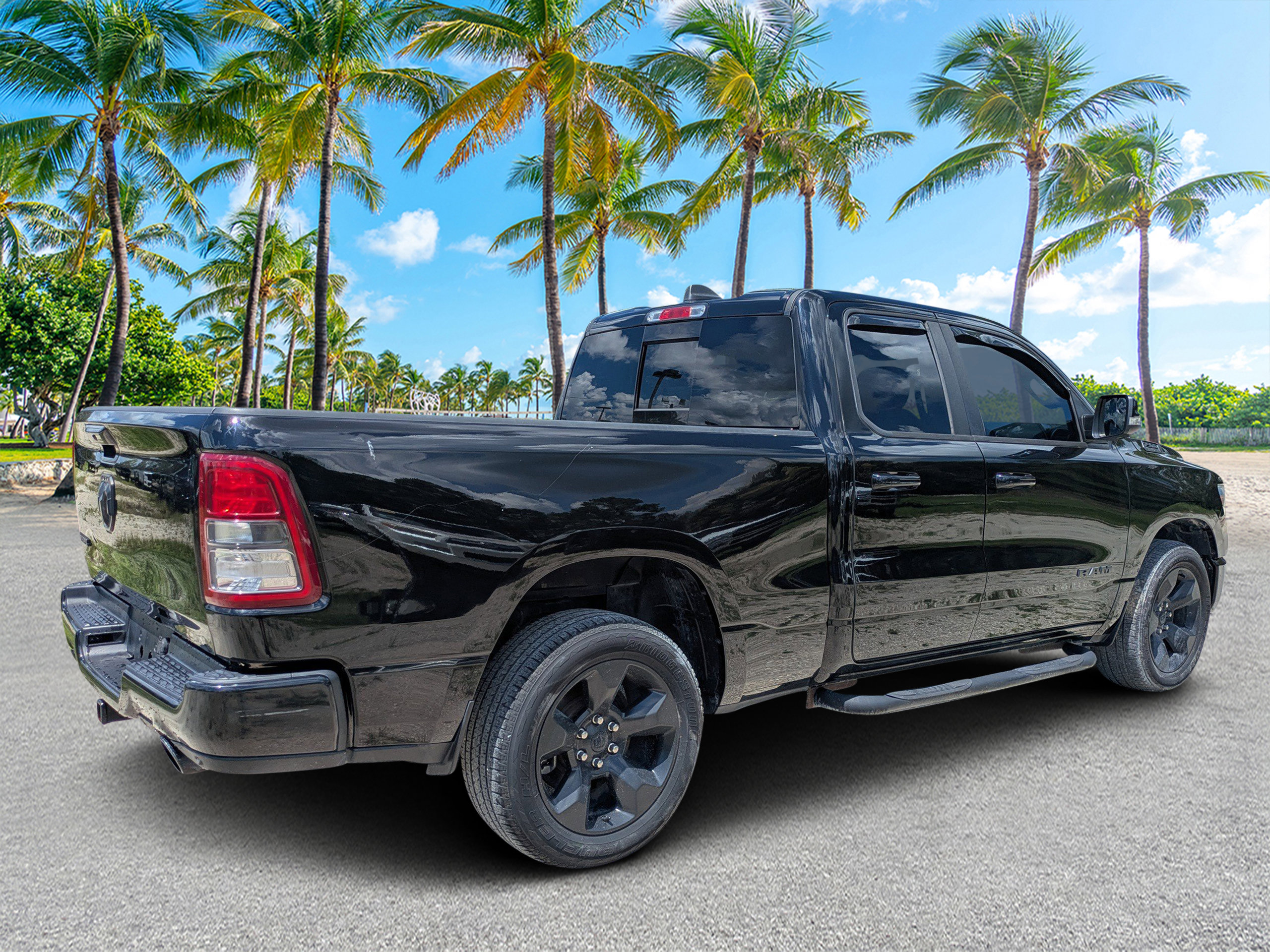 Used 2019 RAM 1500 Big Horn RWD image 3