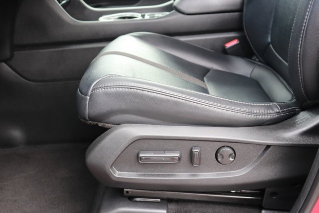 Used 2025 Honda Pilot EX-L image 10