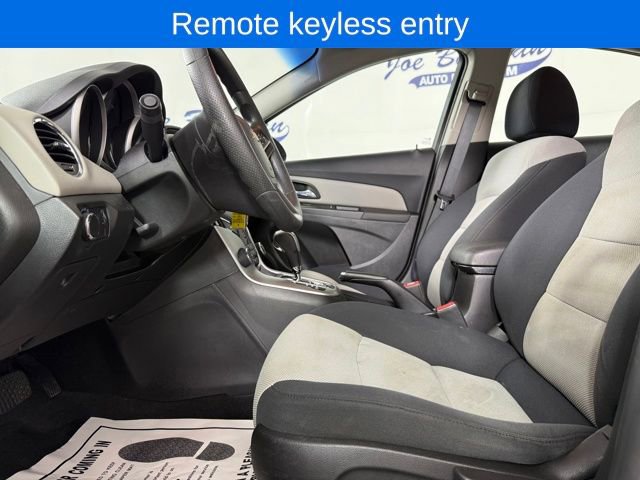 Used 2016 Chevrolet Cruze LS image 12