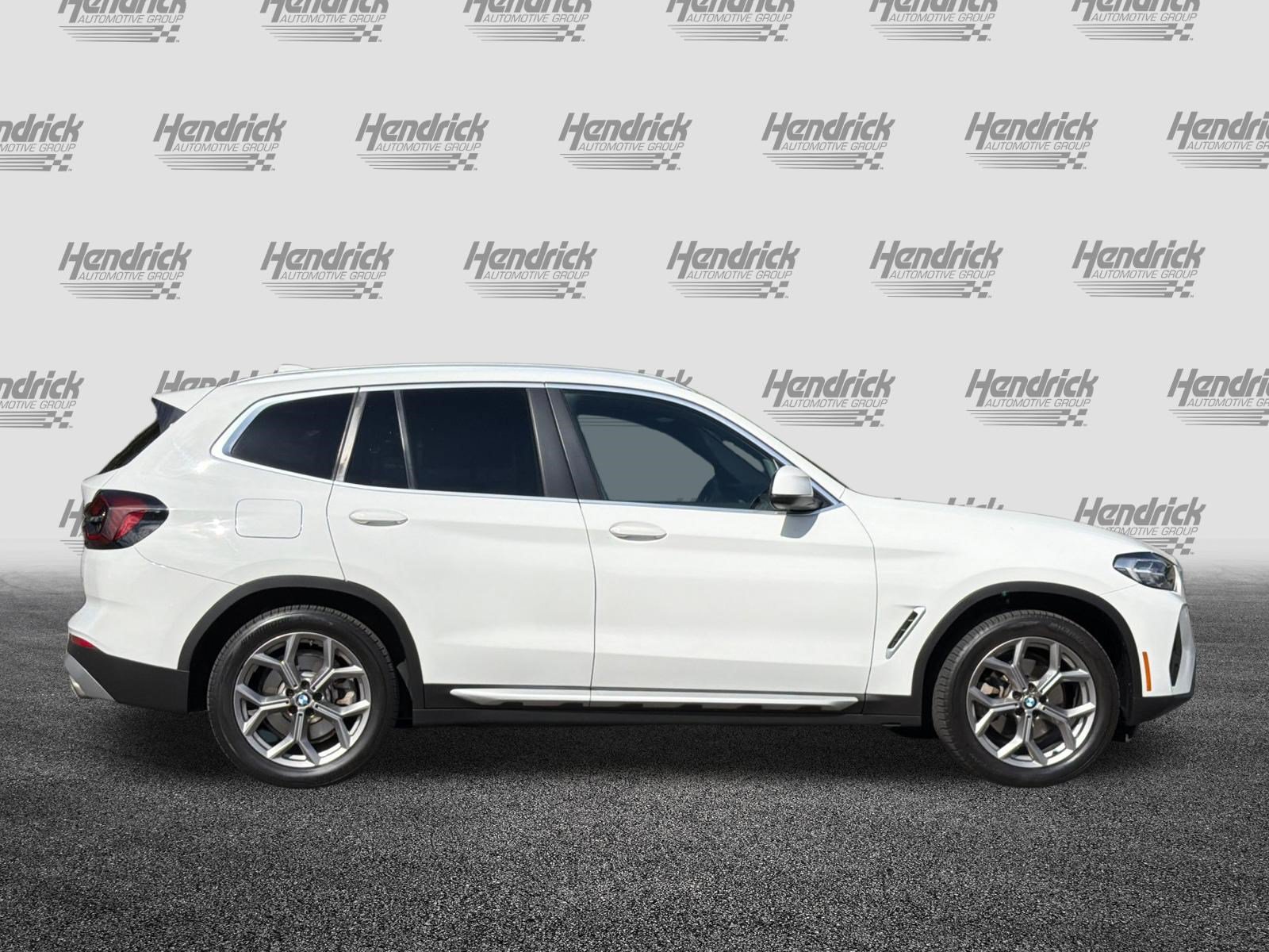 Used 2022 BMW X3 xDrive30i w/ Convenience Package AWD/4WD image 3