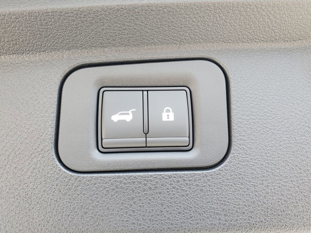 New 2026 Nissan Armada PRO-4X w/ Captain's Chari Seat Package image 8