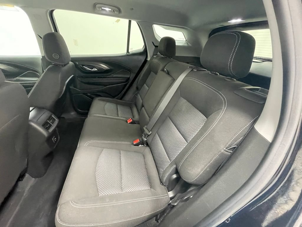 Used 2024 GMC Terrain SLE AWD/4WD image 8