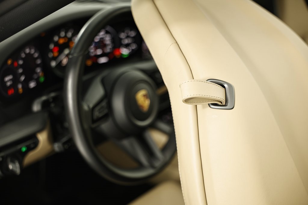 Used 2020 Porsche 911 Carrera S image 27