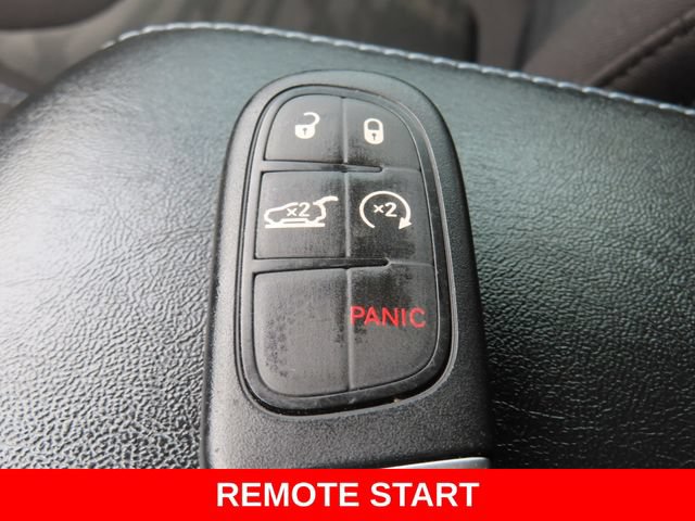 Used 2022 Jeep Cherokee Latitude w/ Comfort Safety Group AWD/4WD image 40