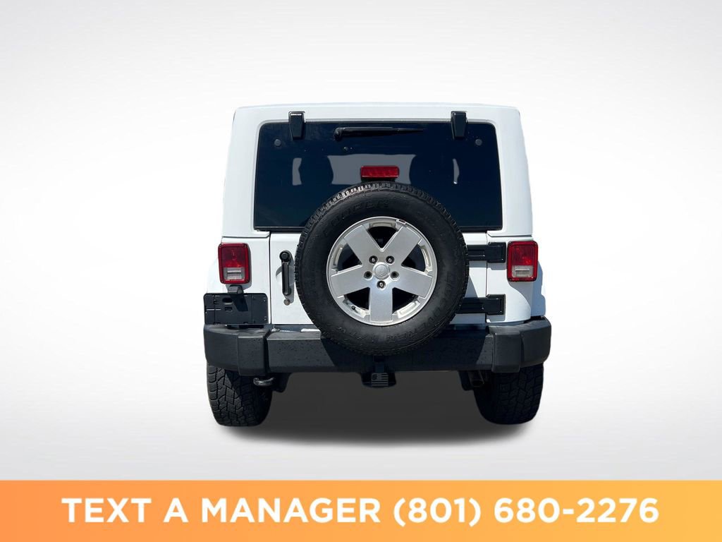 Used 2016 Jeep Wrangler Sahara w/ Connectivity Group AWD/4WD image 4