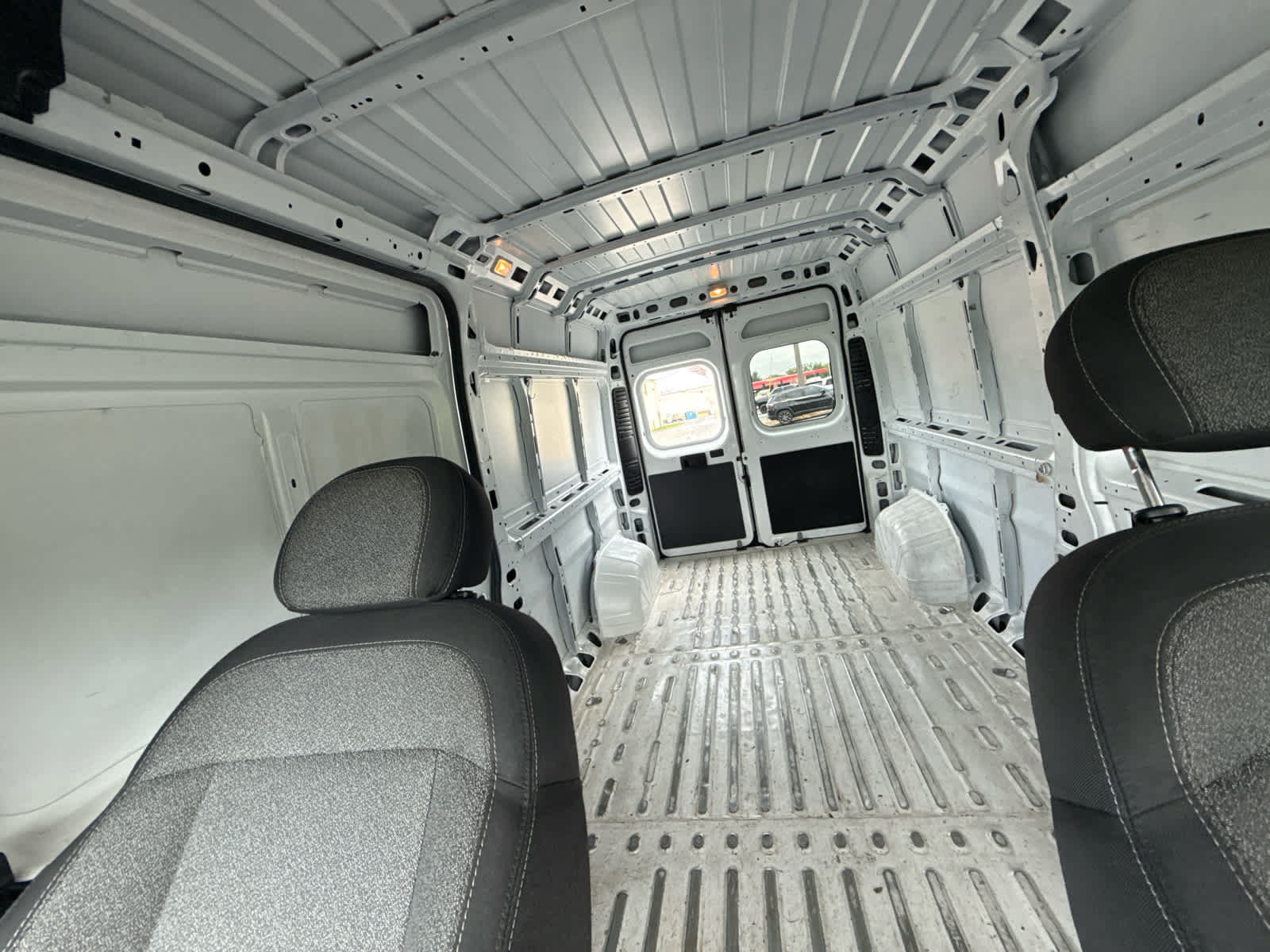 Used 2023 RAM ProMaster 2500 FWD image 54