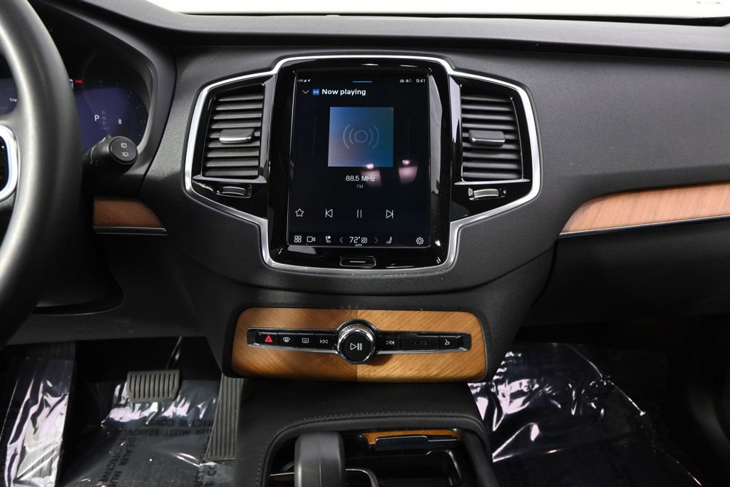 Used 2024 Volvo XC90 B6 Plus w/ Protection Package Premier image 27