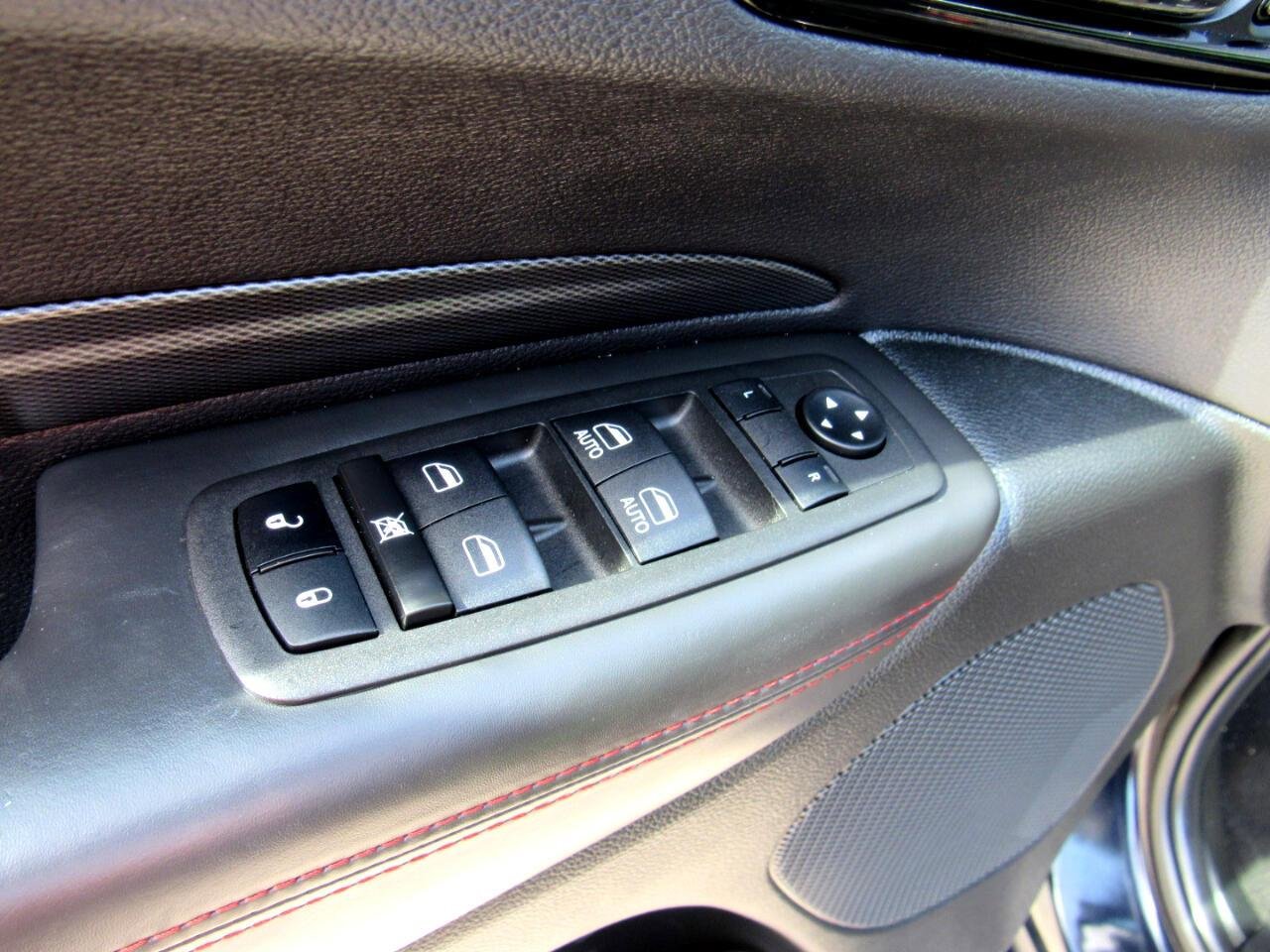 Used 2024 Dodge Durango GT image 13