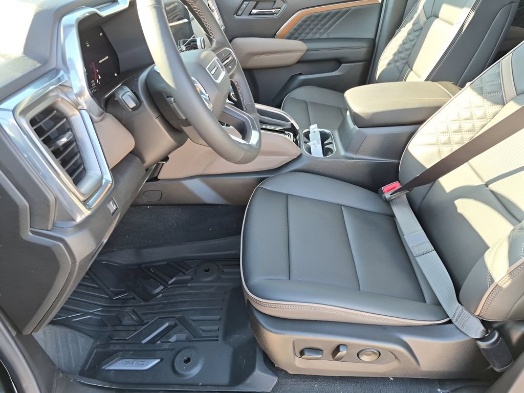 New 2026 GMC Canyon Denali w/ LPO, Denali Black Edition AWD/4WD image 38