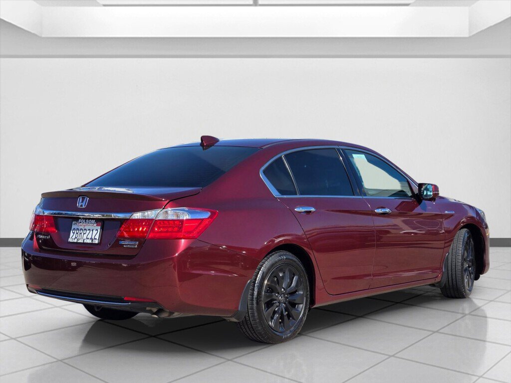 Used 2015 Honda Accord Touring image 5