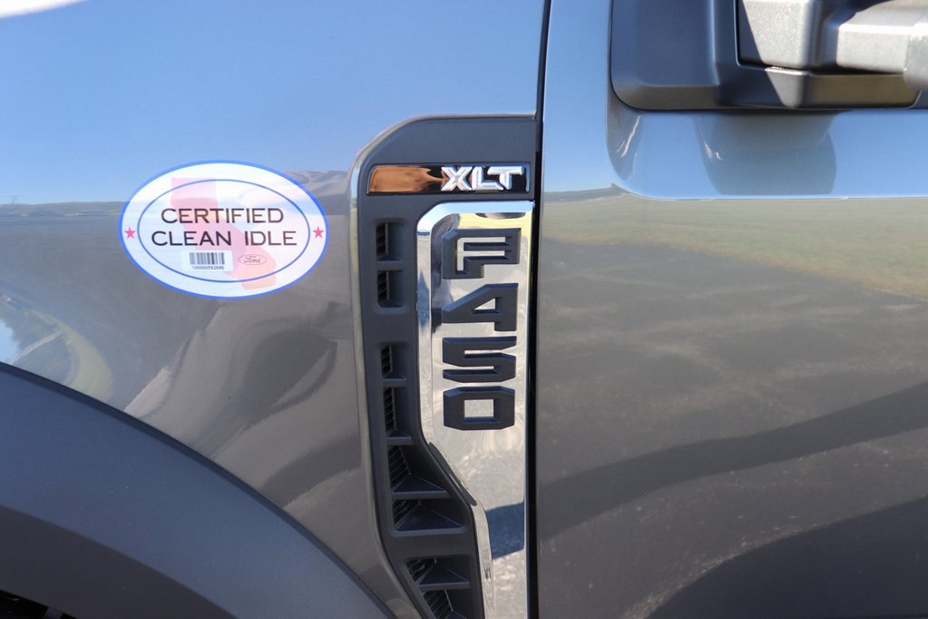 New 2026 Ford F450 XLT w/ XLT Value Package image 10