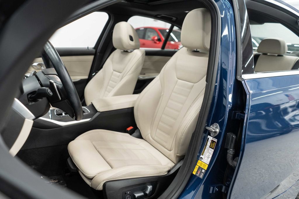 Used 2023 BMW 330e xDrive w/ Premium Package image 9