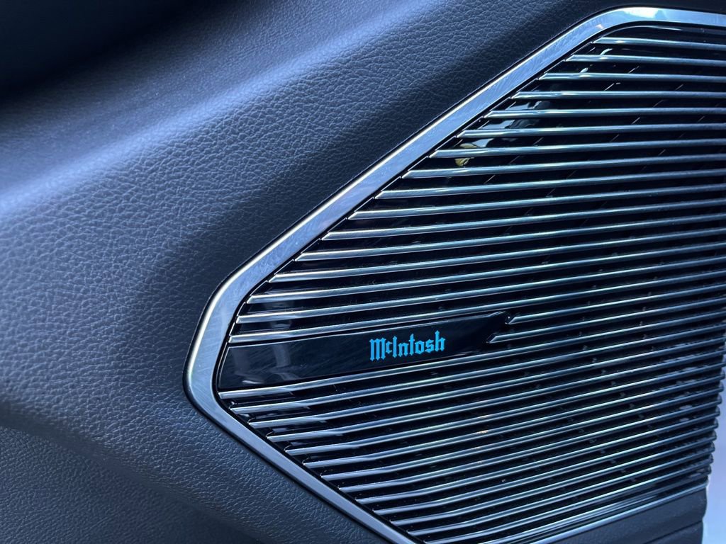 Used 2023 Jeep Grand Cherokee Overland image 28