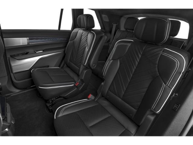 Certified 2026 Cadillac Vistiq Platinum w/ LPO, Floor Liner Package AWD/4WD image 15