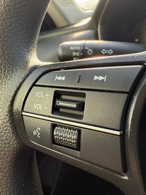 Used 2025 Honda Accord SE image 22