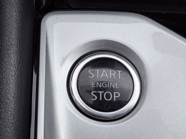 Used 2025 Nissan Altima 2.5 SR FWD image 17