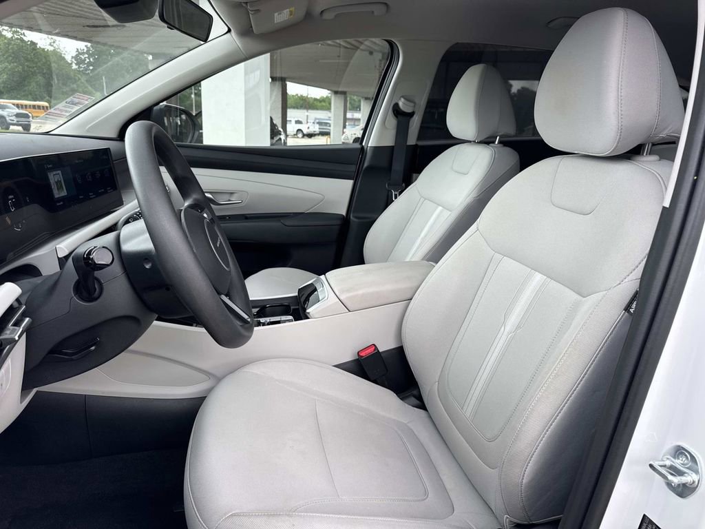 Used 2025 Hyundai Tucson SEL FWD image 33