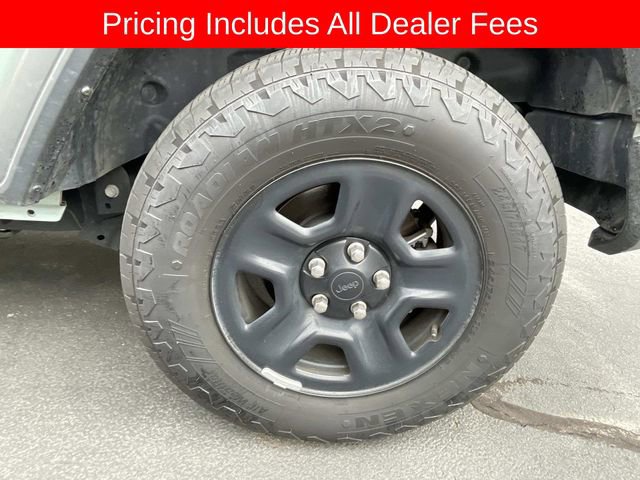 Used 2024 Jeep Wrangler Sport AWD/4WD image 8