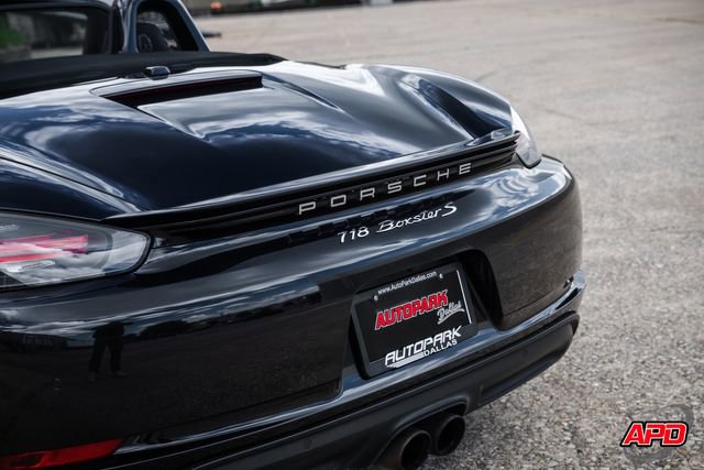 Used 2017 Porsche 718 Boxster S RWD image 29