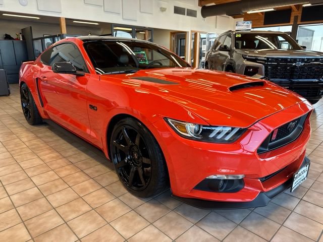 Used 2016 Ford Mustang GT Premium w/ GT Performance Package RWD image 4
