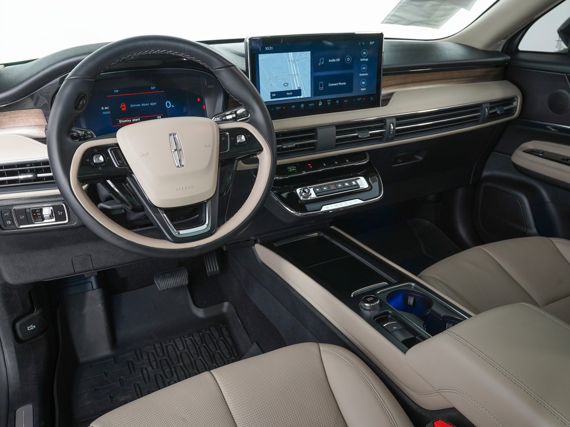 Used 2025 Lincoln Corsair Grand Touring w/ Jet Appearance Package image 16