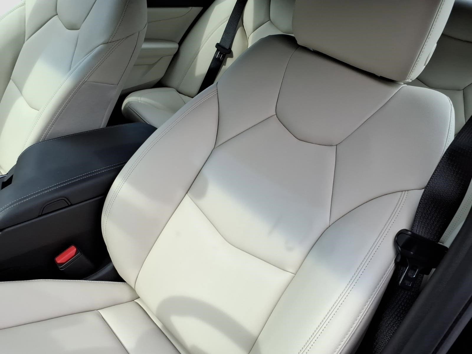 New 2026 Cadillac CT4 Luxury AWD/4WD image 14