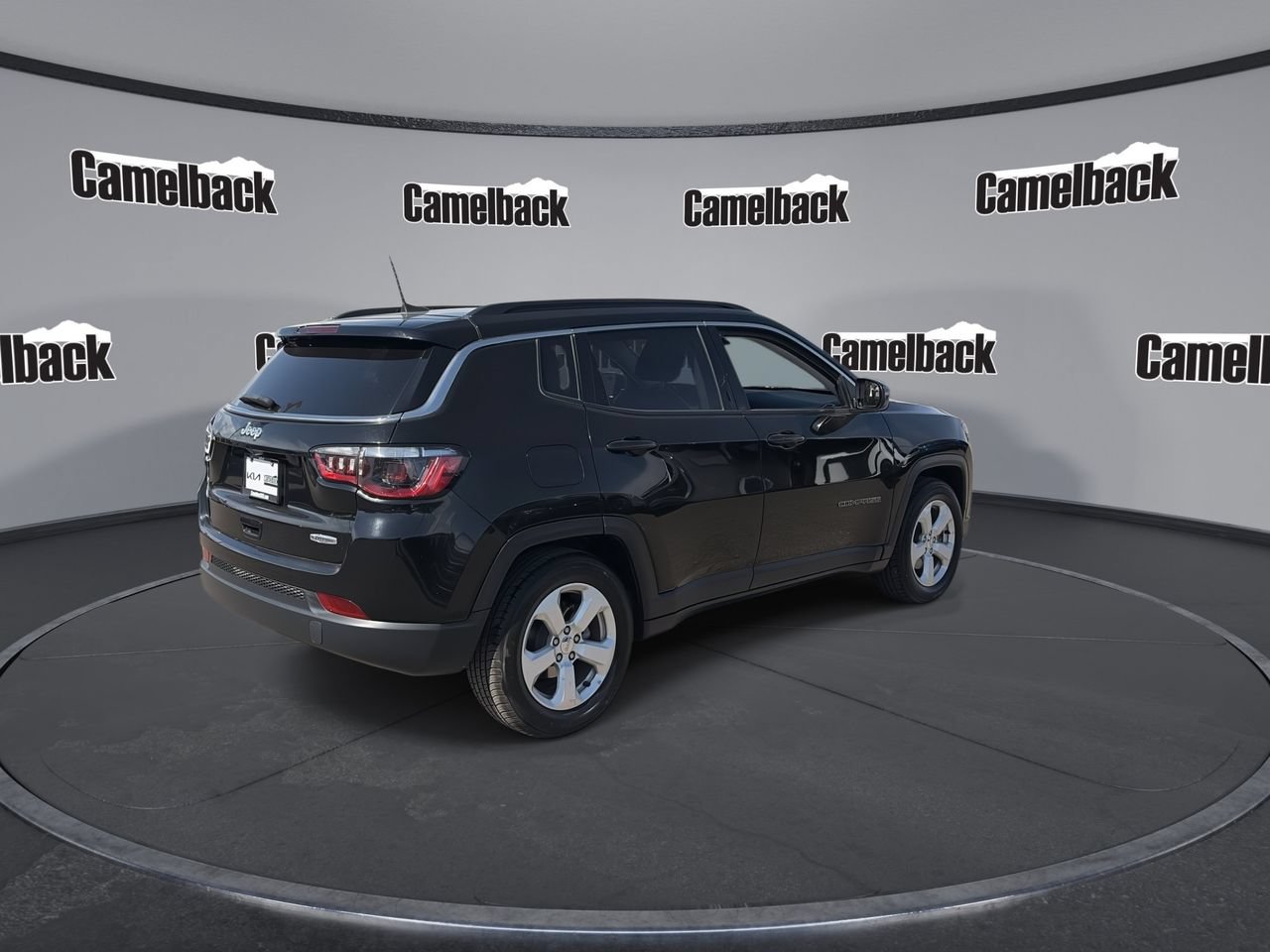 Used 2021 Jeep Compass Latitude w/ Sun and Sound Group FWD image 7