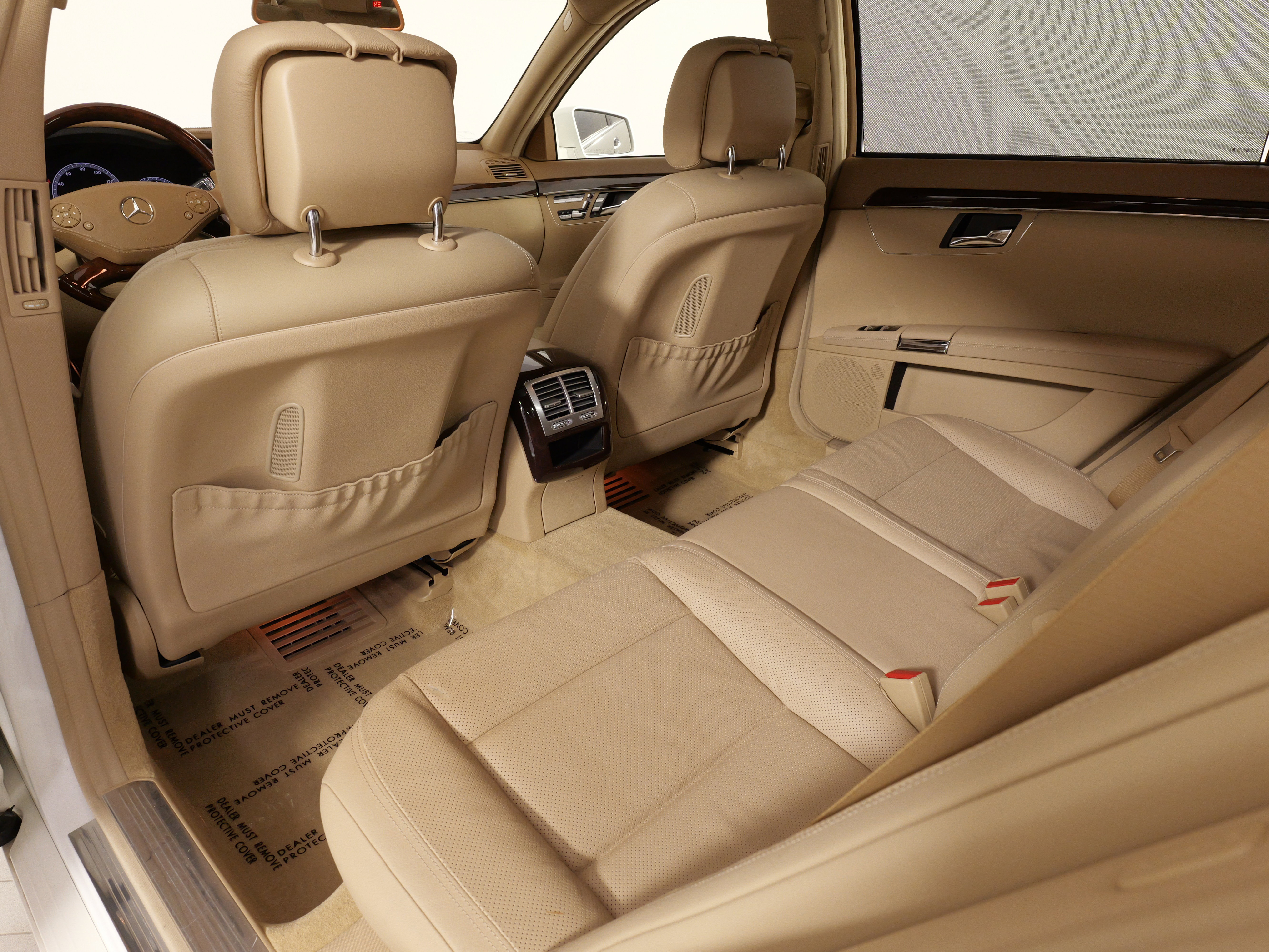 Used 2013 Mercedes-Benz S 550 4MATIC image 38