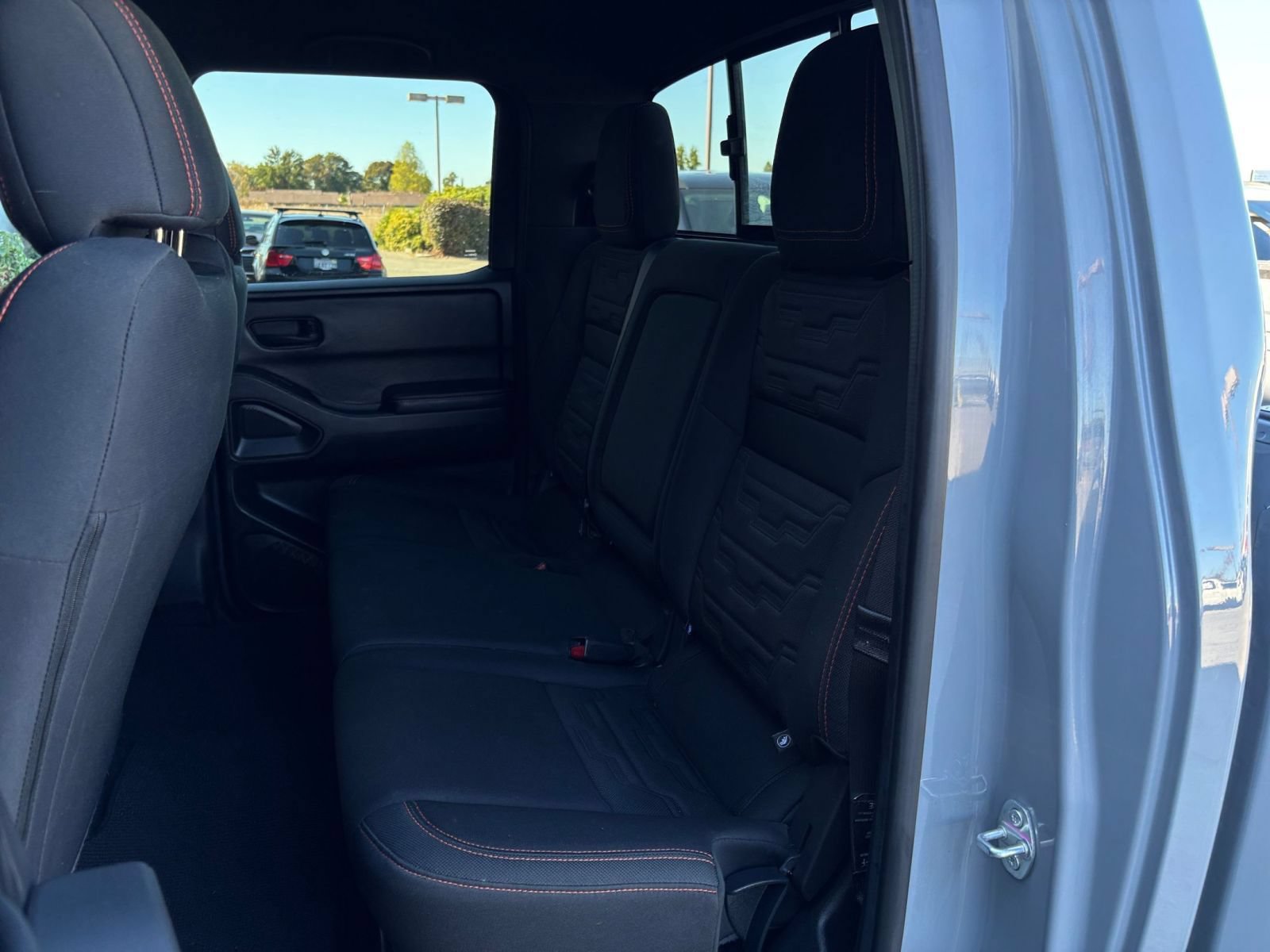 Used 2026 Nissan Frontier PRO-4X AWD/4WD image 38