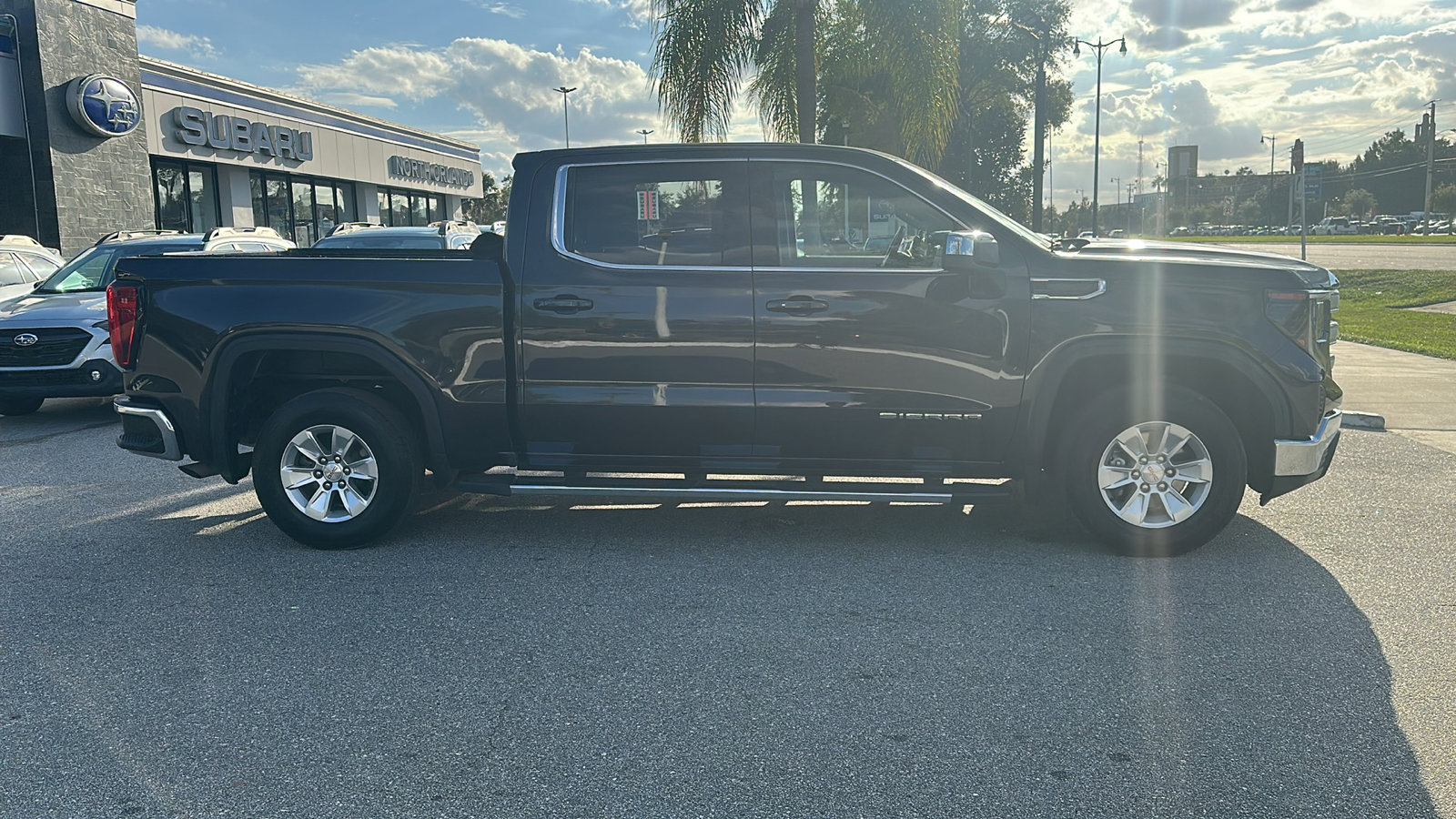 Used 2022 GMC Sierra 1500 SLE image 23