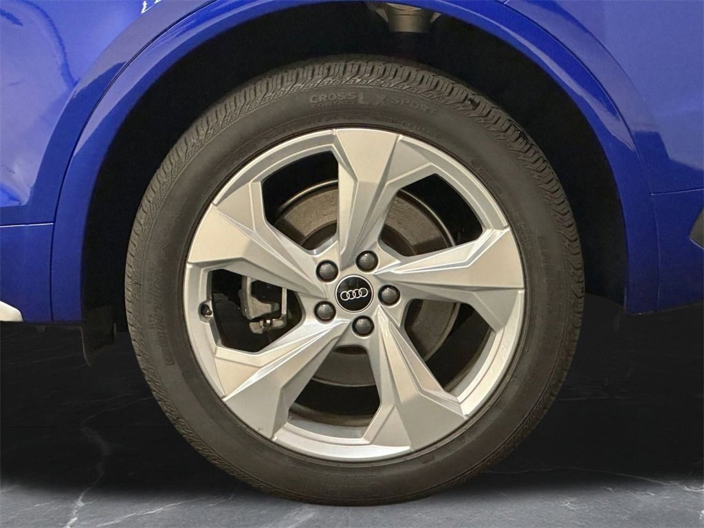 Used 2024 Audi Q5 2.0T Premium w/ Convenience Package image 36