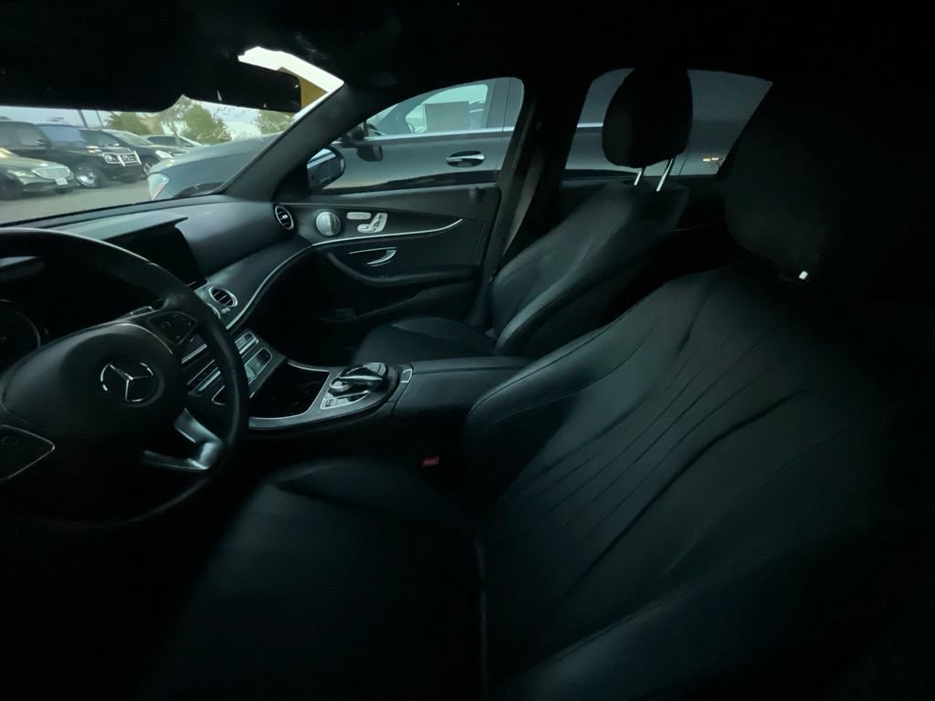 Used 2018 Mercedes-Benz E 300 image 9