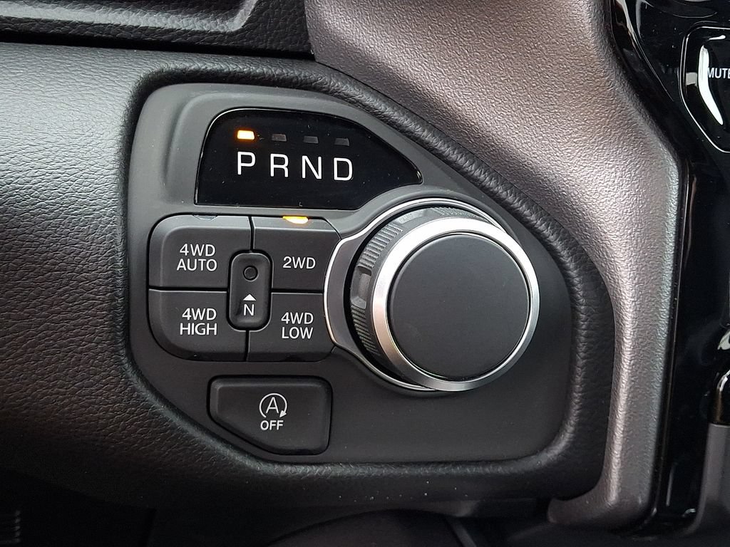 New 2026 RAM 1500 Big Horn AWD/4WD image 16