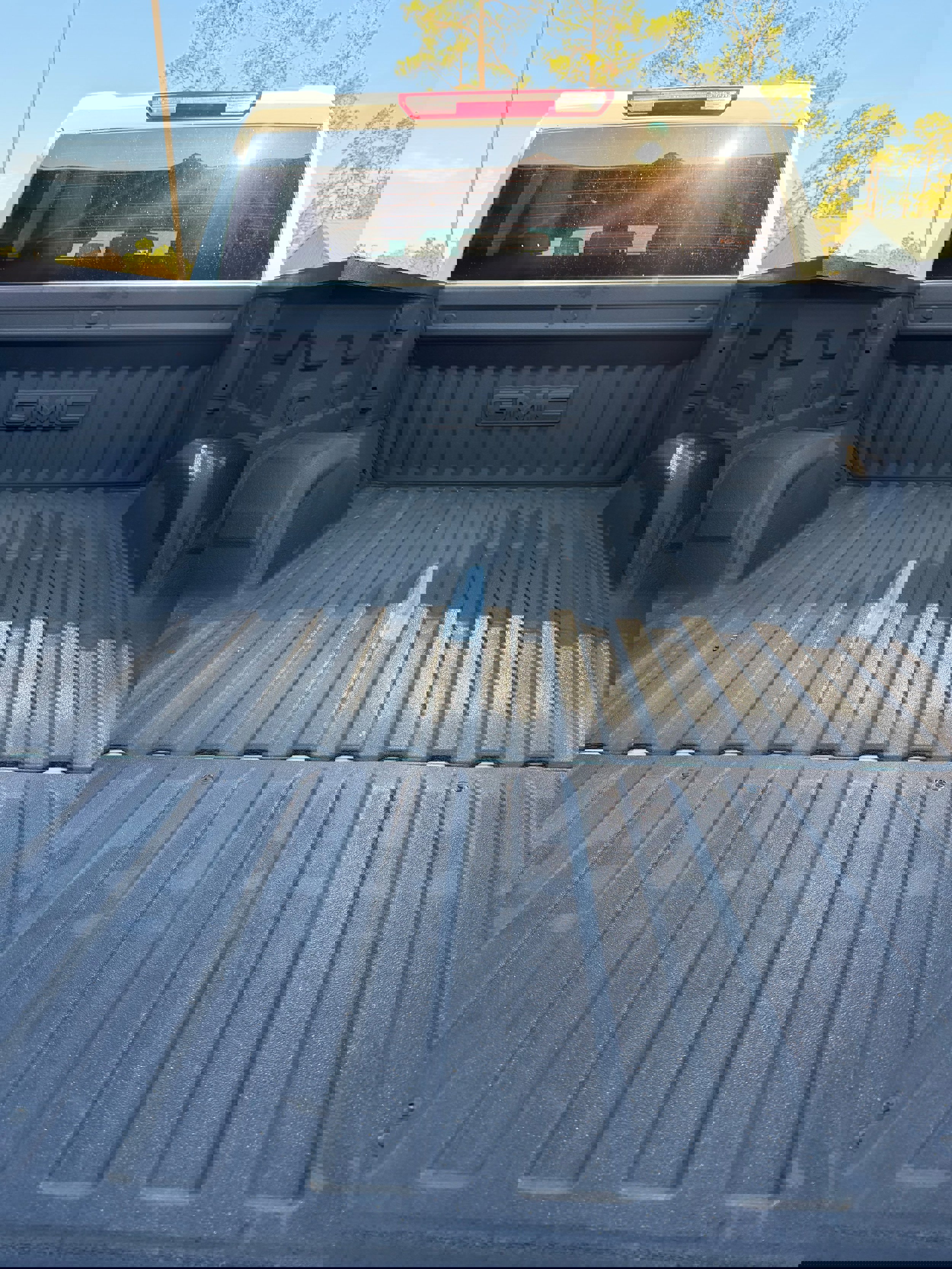 Used 2024 GMC Sierra 1500 Elevation image 10