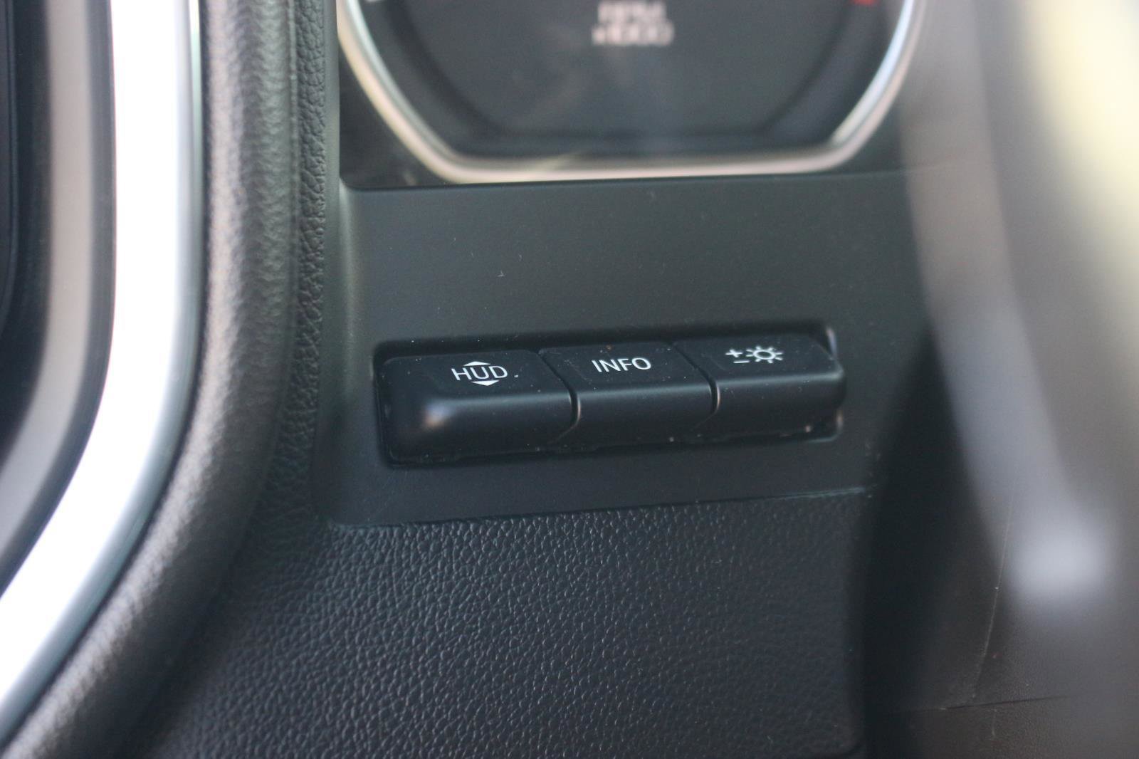 Used 2022 Chevrolet Silverado 2500 LTZ w/ Z71 Chrome Sport Edition image 36