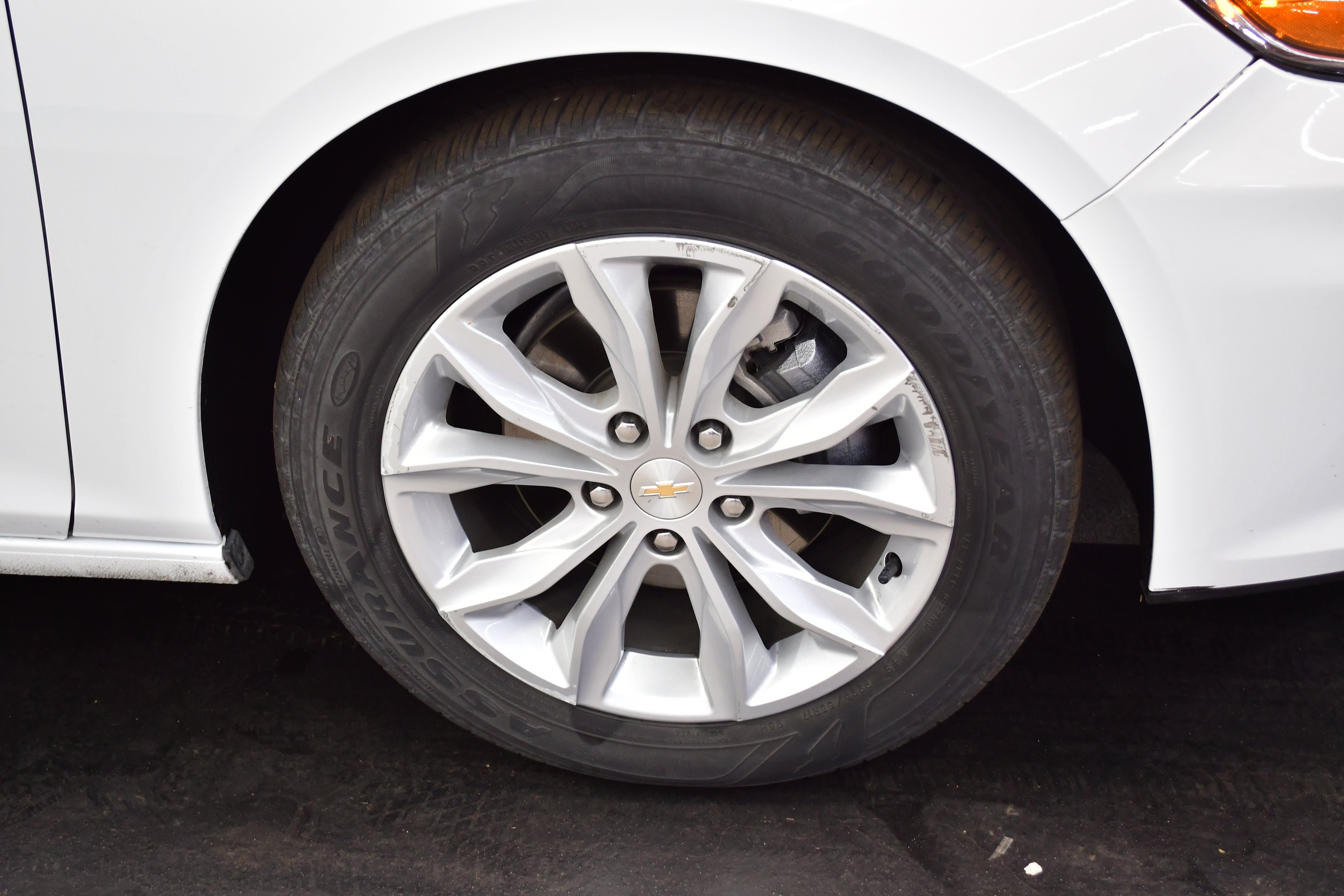 Used 2024 Chevrolet Malibu LT image 60