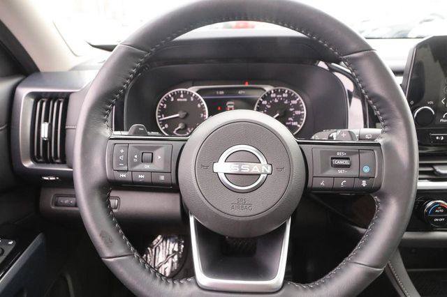 Used 2024 Nissan Pathfinder SL w/ SL Premium Package image 13