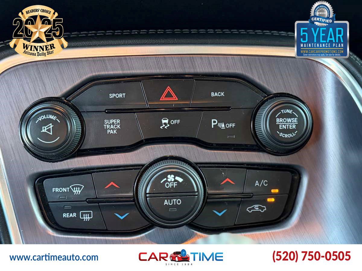 Used 2015 Dodge Challenger R/T Scat Pack w/ Scat Pack Appearance Package RWD image 16