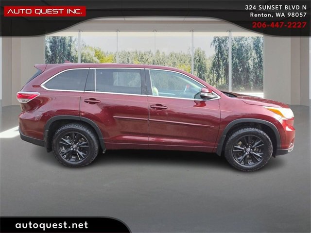 Used 2016 Toyota Highlander LE image 4