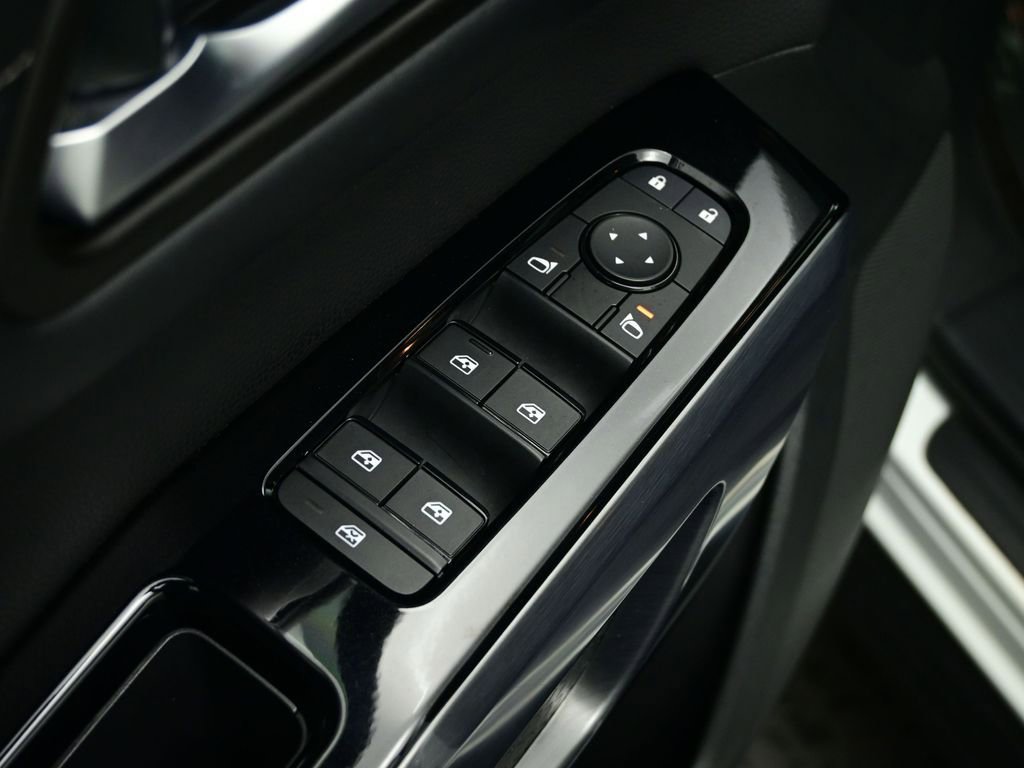 Used 2024 Nissan Pathfinder SL image 54