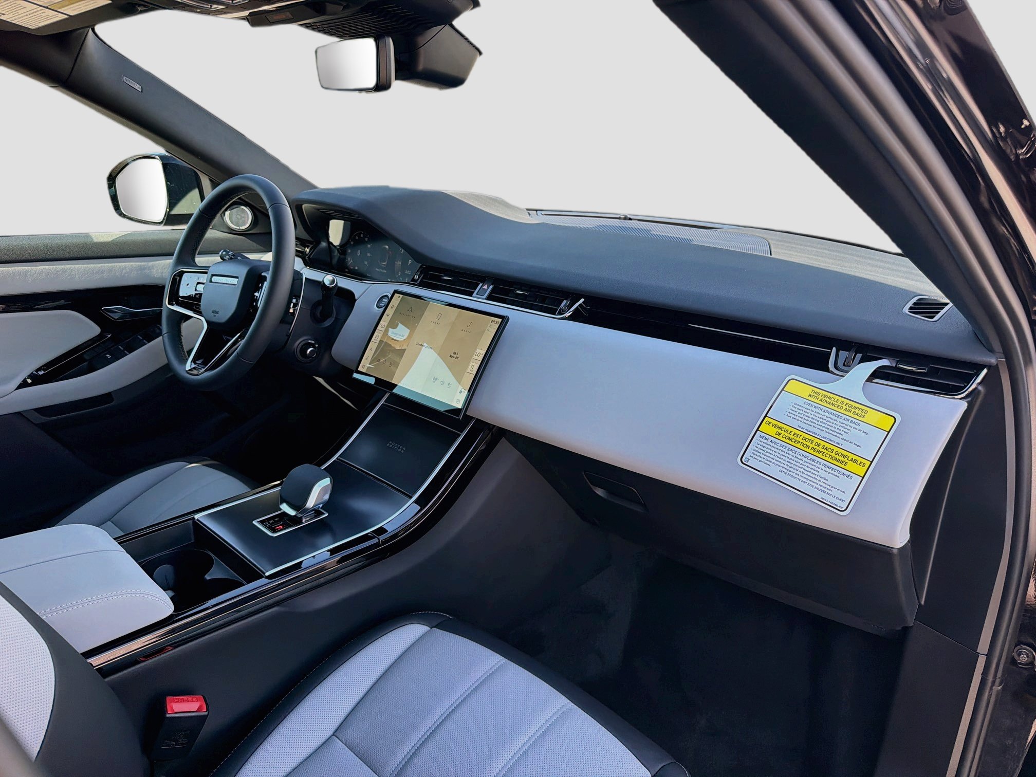New 2026 Land Rover Range Rover Evoque Hoxton AWD/4WD image 14
