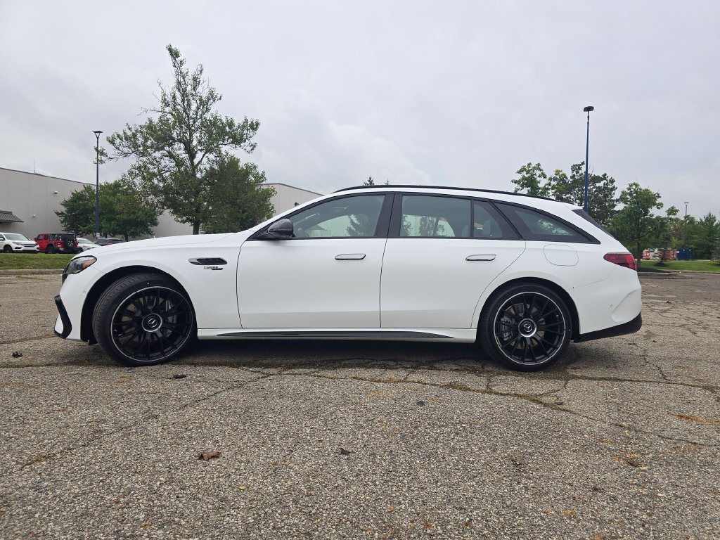 New 2027 Mercedes-Benz E 53 AMG e 4MATIC Wagon image 13