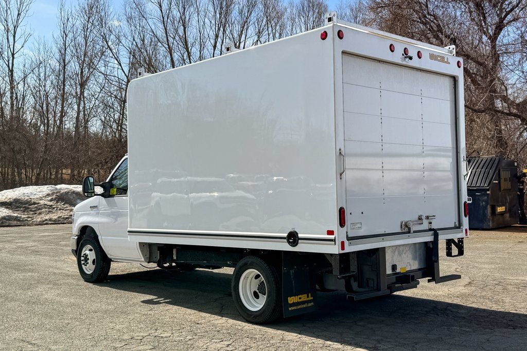 New 2025 Ford E-350 and Econoline 350 Super Duty w/ Power Equipment Group RWD image 5