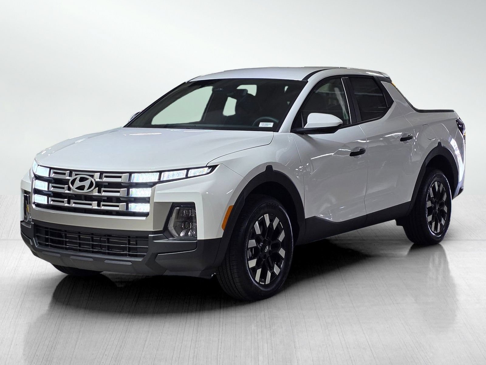 New 2027 Hyundai Santa Cruz SE FWD image 3