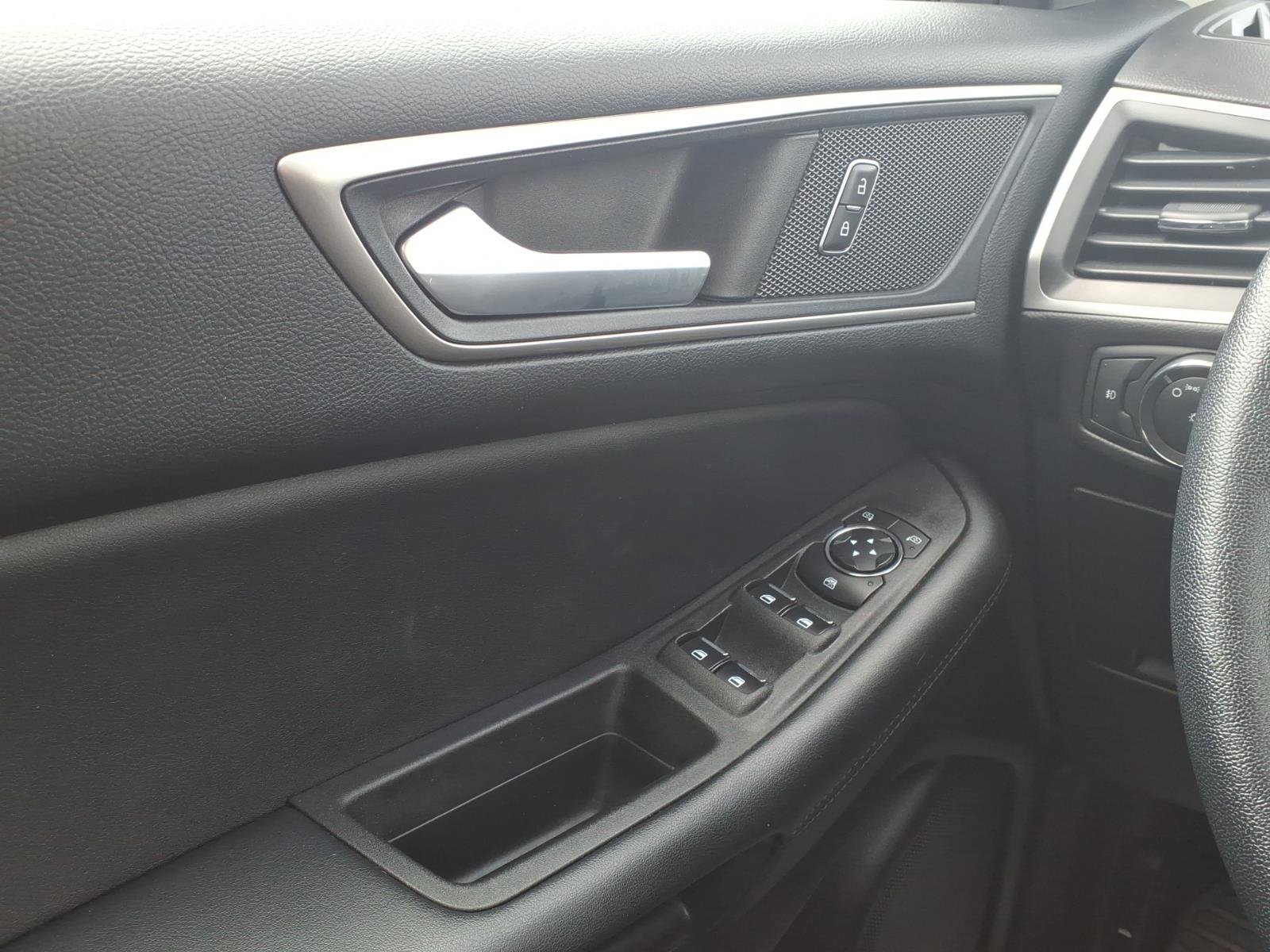Used 2023 Ford Edge SEL w/ Convenience Package AWD/4WD image 11