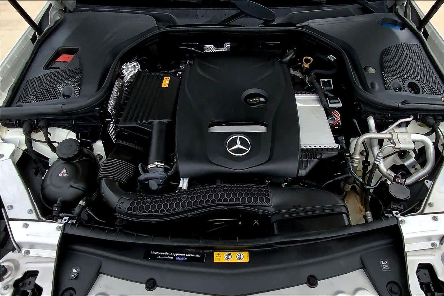 Used 2019 Mercedes-Benz E 300 image 32