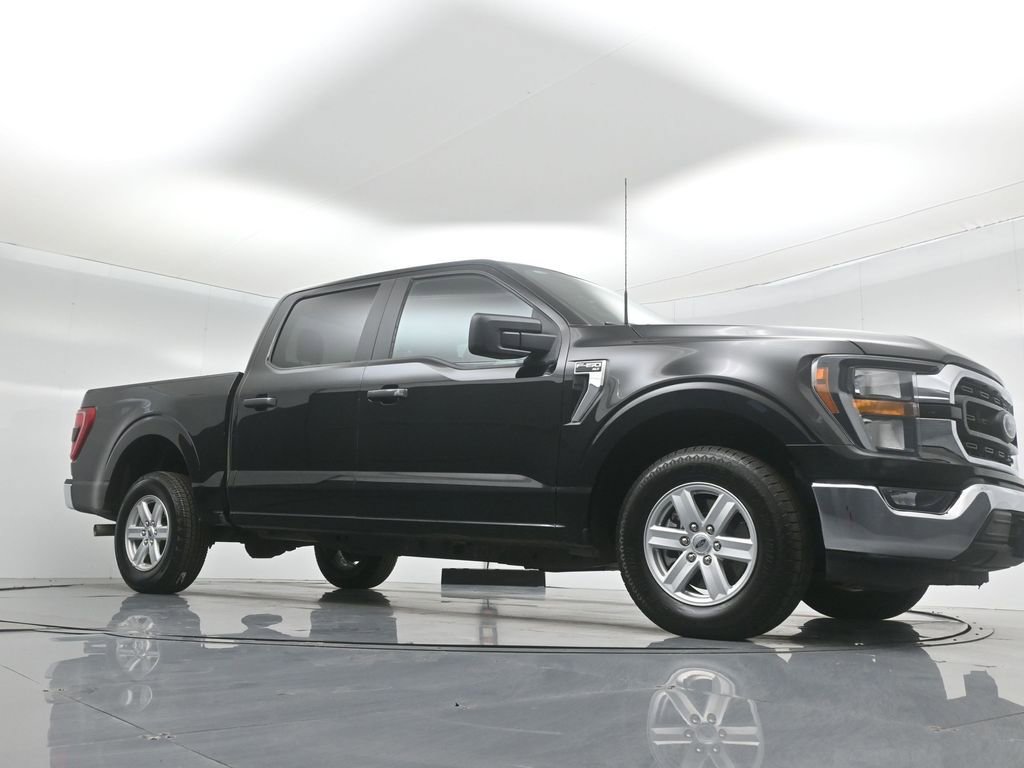 Used 2023 Ford F150 XLT image 4